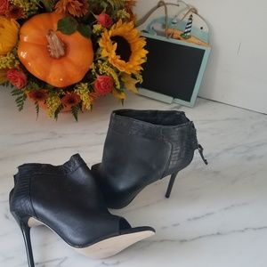 Renvy black open toe heels, size 6